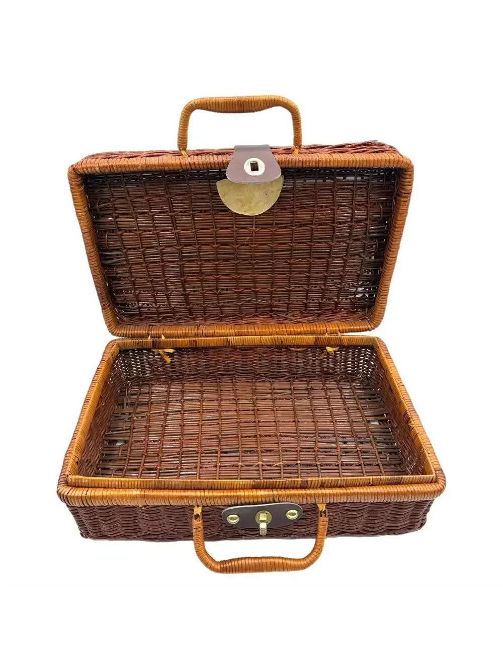 Vintage Wicker Woven Picnic Basket / Style Storage Container
